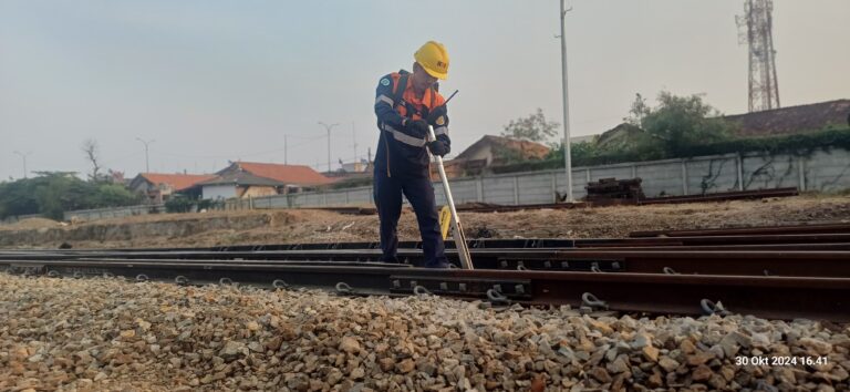 KAI-Peran-Krusial-Petugas-2-2